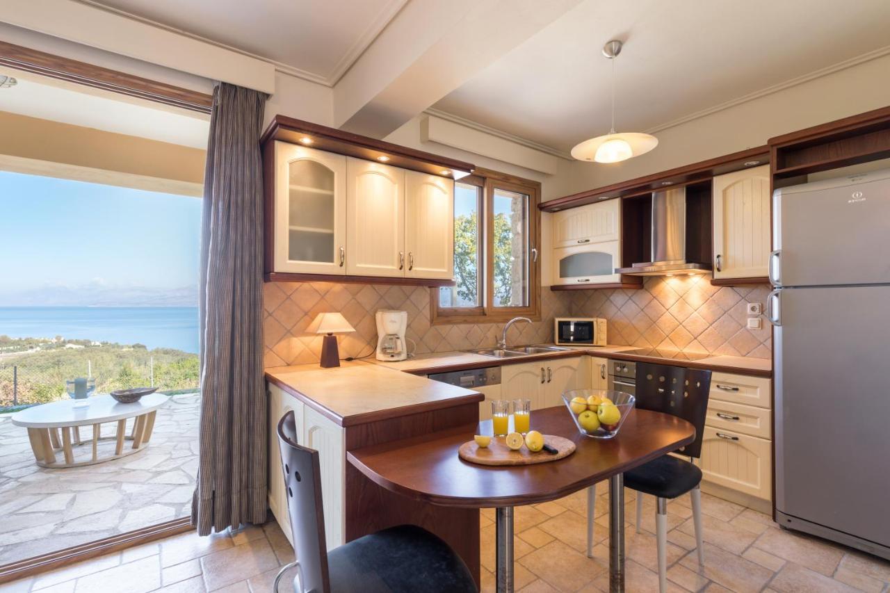 Villa Pietra Gialla By Rodostamo Collection Kassiopi Exteriér fotografie