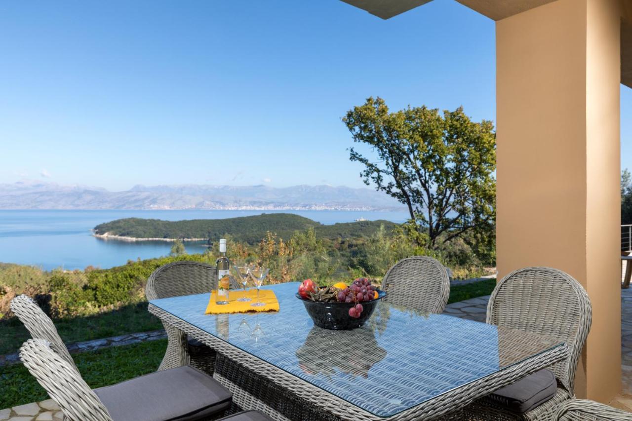 Villa Pietra Gialla By Rodostamo Collection Kassiopi Exteriér fotografie